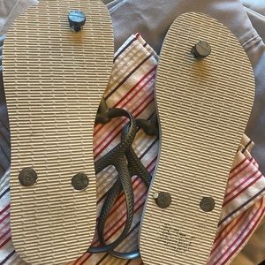 Brand new, minus tags; bought wrong size sadly